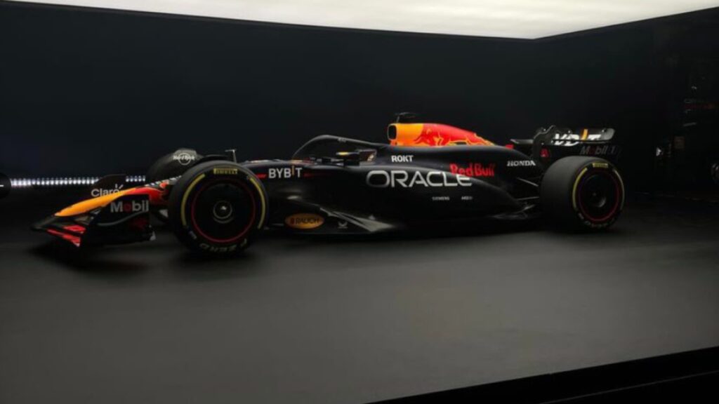 ¡Sigue en vivo la presentación del RB20, el nuevo auto de Checo Pérez y Max Verstappen para la temporada 2024 de la Fórmula 1!