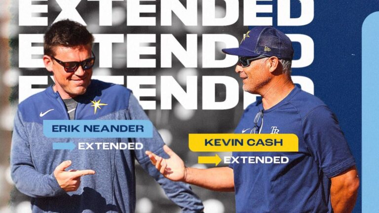 Kevin Cash y Erik Neander renuevan con los Tampa Bay Rays de Randy Arozarena