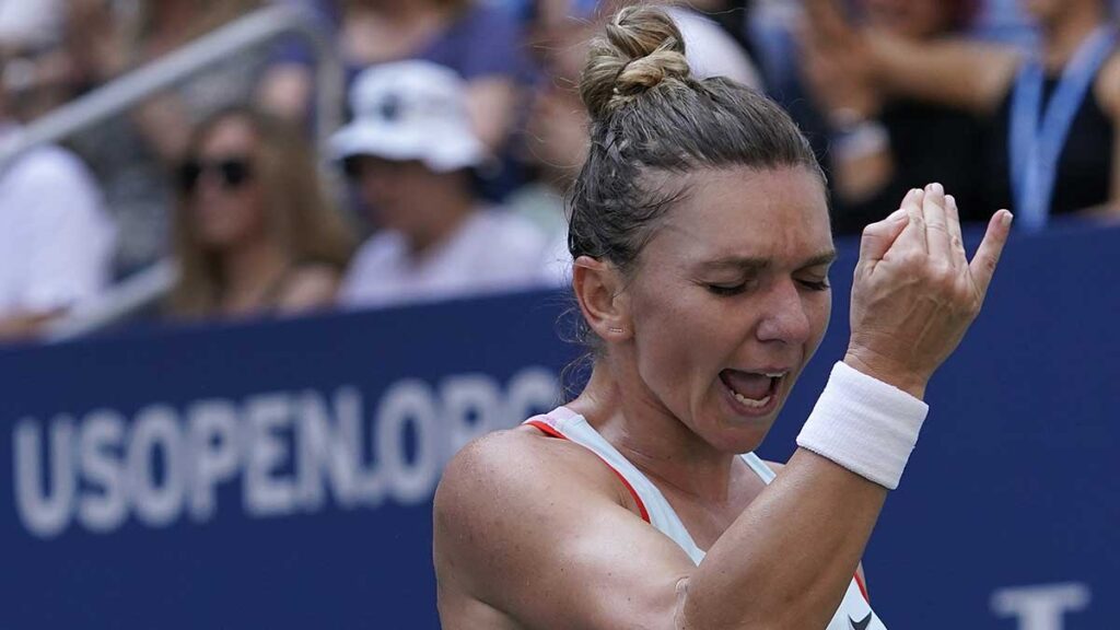 Simona Halep en la primera ronda del Abierto de Estados Unidos de 2022. AP