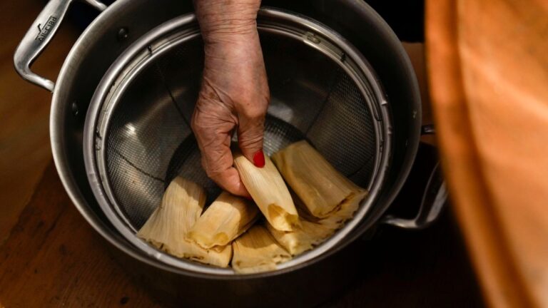 Día de la Candelaria: ¿Por qué se comen tamales hoy 2 de febrero y quién los debe pagar?