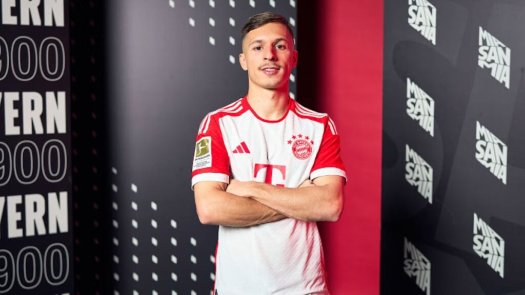 Bryan Zaragoza es presentado oficialmente como jugador del Bayern Munich 