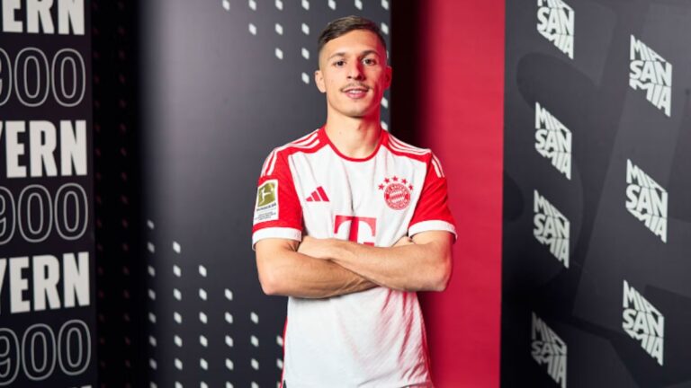 Bryan Zaragoza es presentado oficialmente como jugador del Bayern Munich