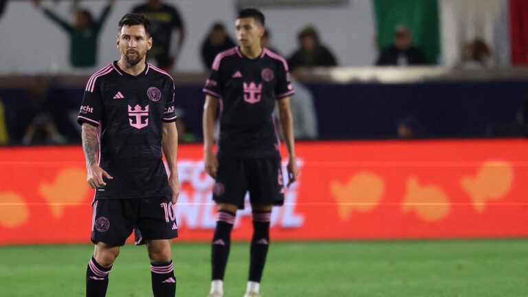 ¡Surreal! La MLS quita a un árbitro por viralizarse fotos de él usando el jersey del Inter Miami de Messi