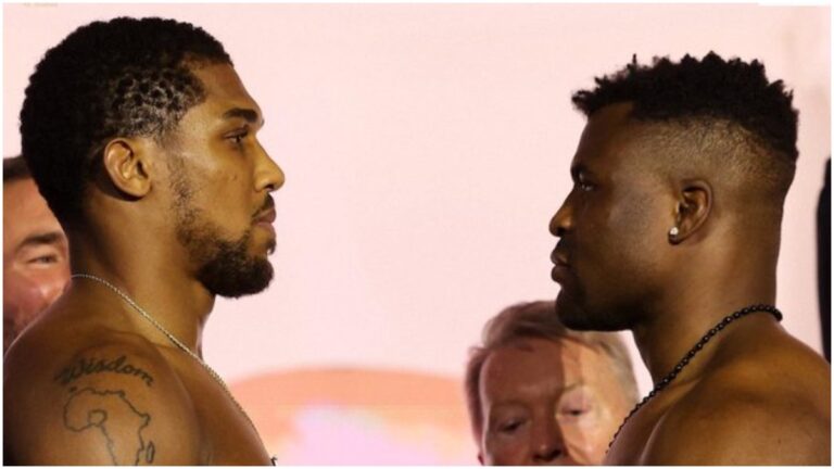 El impresionante físico de Anthony Joshua y Francis Ngannou durante el pesaje en Arabia Saudita