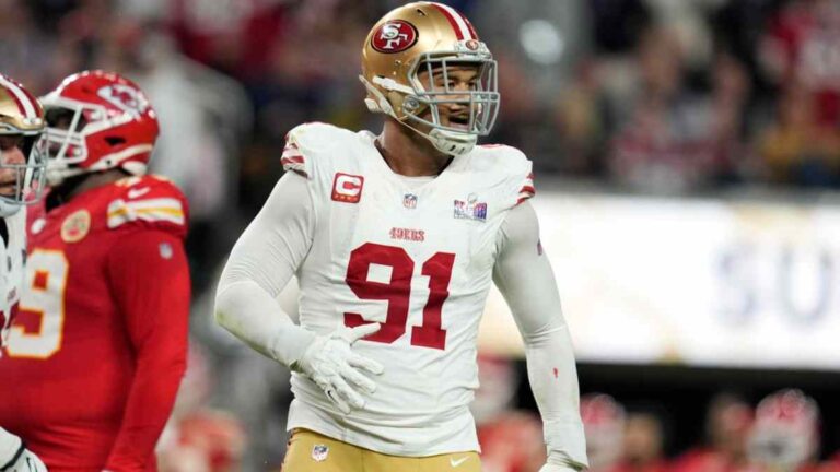 Arik Armstead firma con los Jaguars tras ser cortado por los 49ers