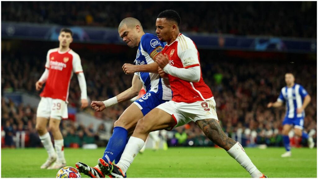 Arsenal frente al Porto en la Champions League | Reuters; Mckay