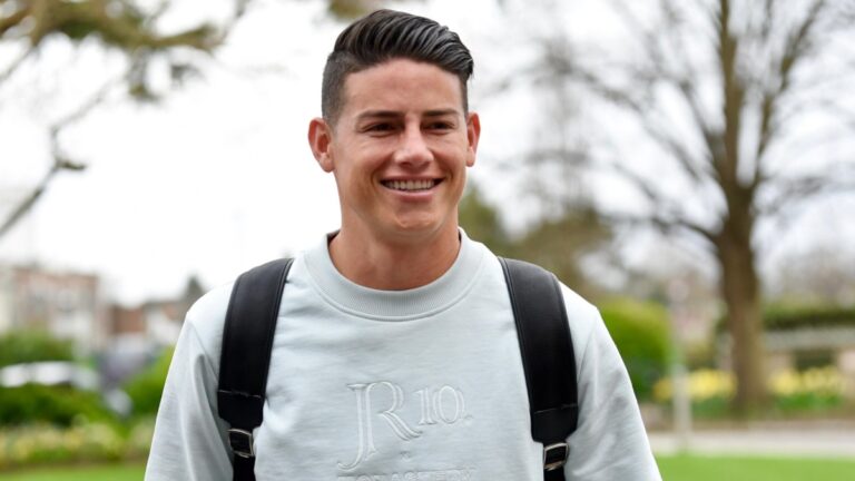 James Rodríguez ya está en Londres con la Selección