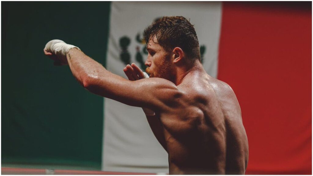 Canelo Álvarez se prepara para una pelea con Jaime Munguía | X: @Canelo