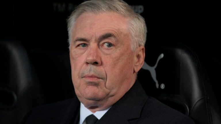 Carlo Ancelotti, molesto con el árbitro: “Si él pita antes, bien, pero dejó continuar, ha sido un error”