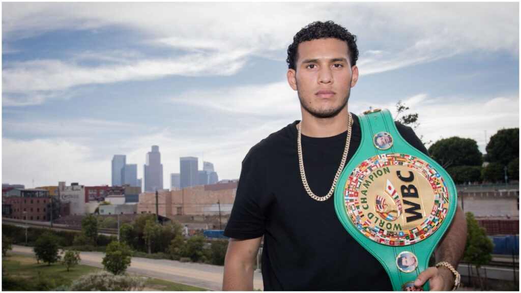 David Benavidez insiste en pelear con Canelo Álvarez | X:@premierboxing 