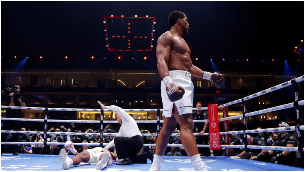 El brutal KO de Anthony Joshua a Francis Ngannou | Reuters; Couldridge 