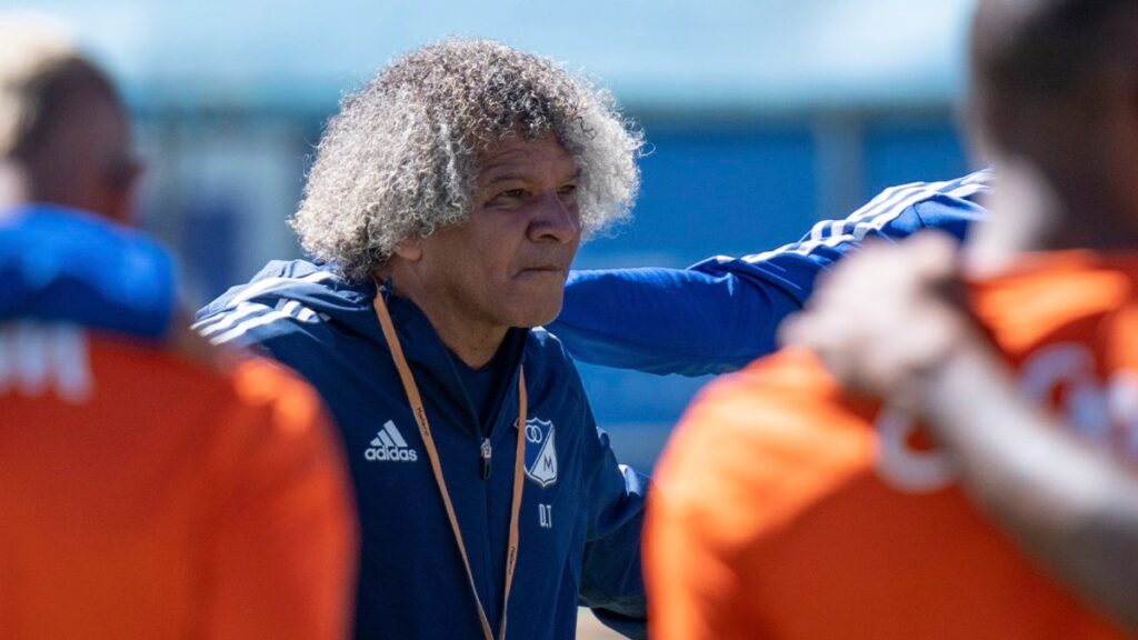 Alberto Gamero, en un entrenamiento. - @MillosFCoficial.