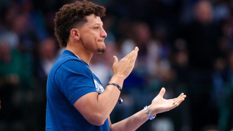 Mahomes disfruta en primera fila de la magia de Luka Doncic en el triunfo ante Nuggets