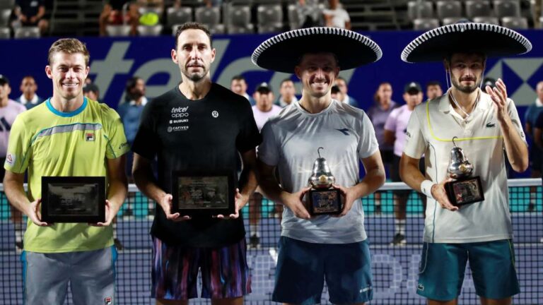 Santiago González y Neal Skupski caen en la final de dobles del Abierto Mexicano de Tenis Telcel 2024 ante Jan Zielinski y Hugo Nys