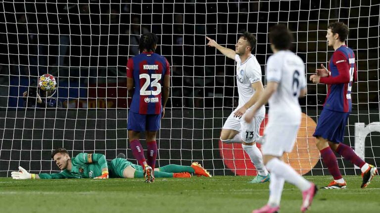 Barcelona vs Napoli: Amir Rrahmani despierta los fantasmas de las remontadas