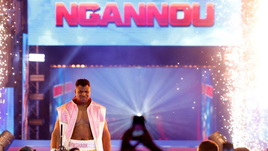 Ngannou no descarta regresar a las MMA | REUTERS/Andrew Couldridge