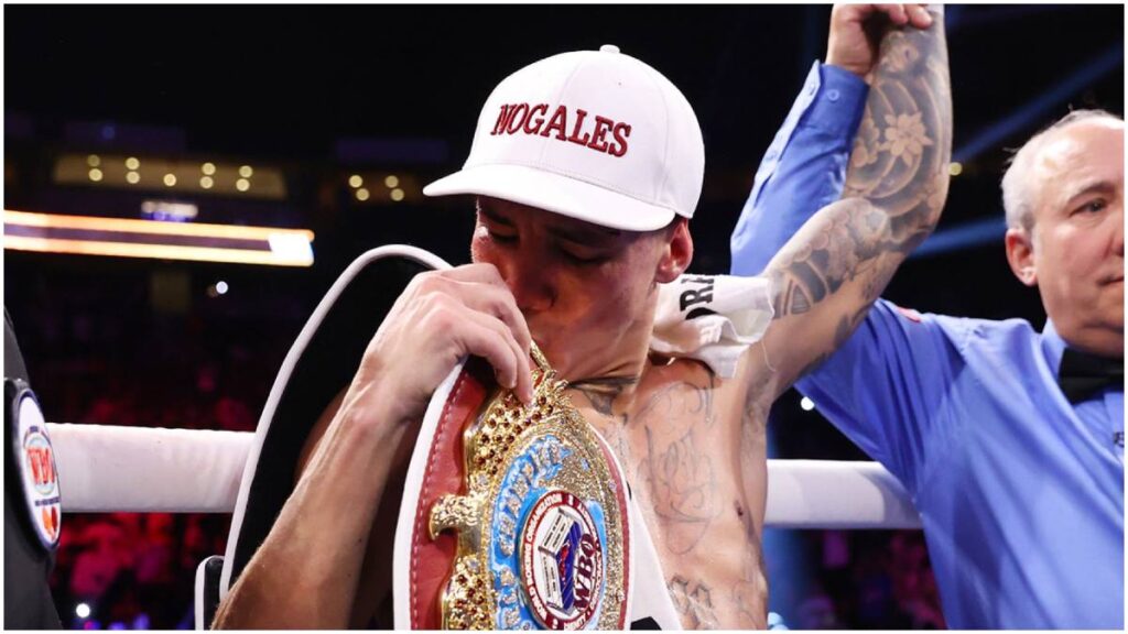 Oscar Valdez busca un campeonato mundial | X:@trboxing