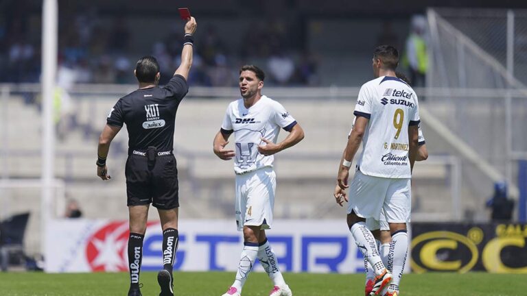 Pumas vs Tijuana: Christian Rivera convierte la pena máxima; la UNAM juega con 10 por la expulsión de Lisandro Magallán