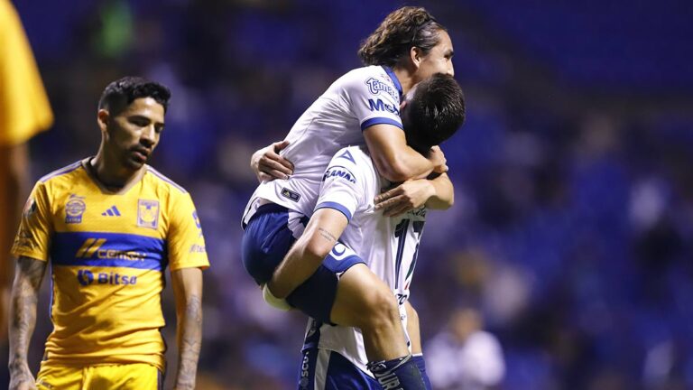 Alberto Herrera pone en ventaja a Puebla con un golazo ante Tigres
