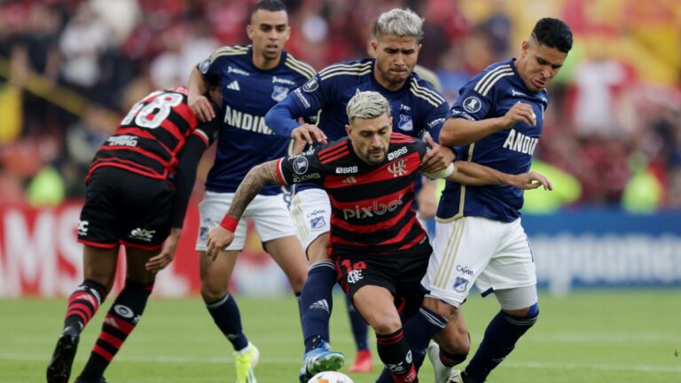 Millonarios salva un ‘puntazo’ y divide honores con Flamengo en su debut de Copa Libertadores