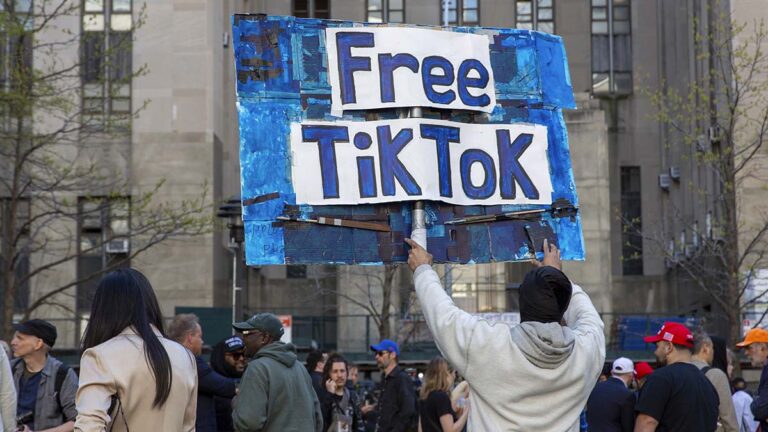 Cámara de Representantes aprueba una posible prohibición a TikTok en Estados Unidos