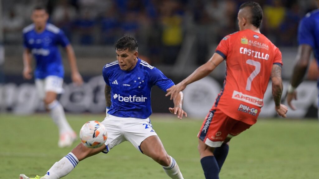 Cruzeiro vs Alianza FC.