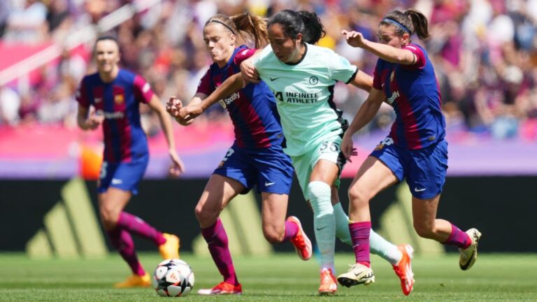 Mayra Ramírez y un partido de 10 puntos ante el Barcelona