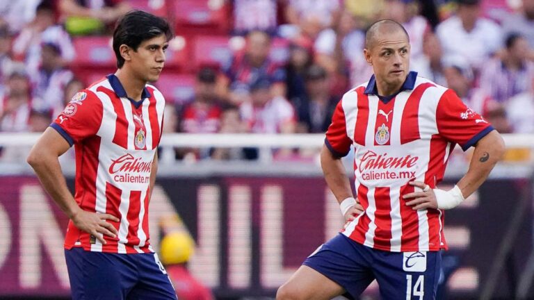 Chicharito regresa a la convocatoria de Chivas; JJ Macías baja ante Puebla