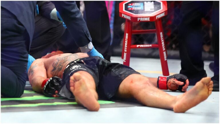 Max Holloway manda al hospital a Justin Gaethje tras propinarle el KO del año de UFC en el último segundo