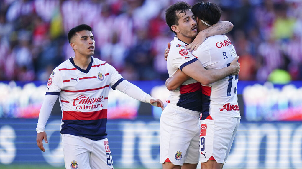 Chivas vence a Pachuca