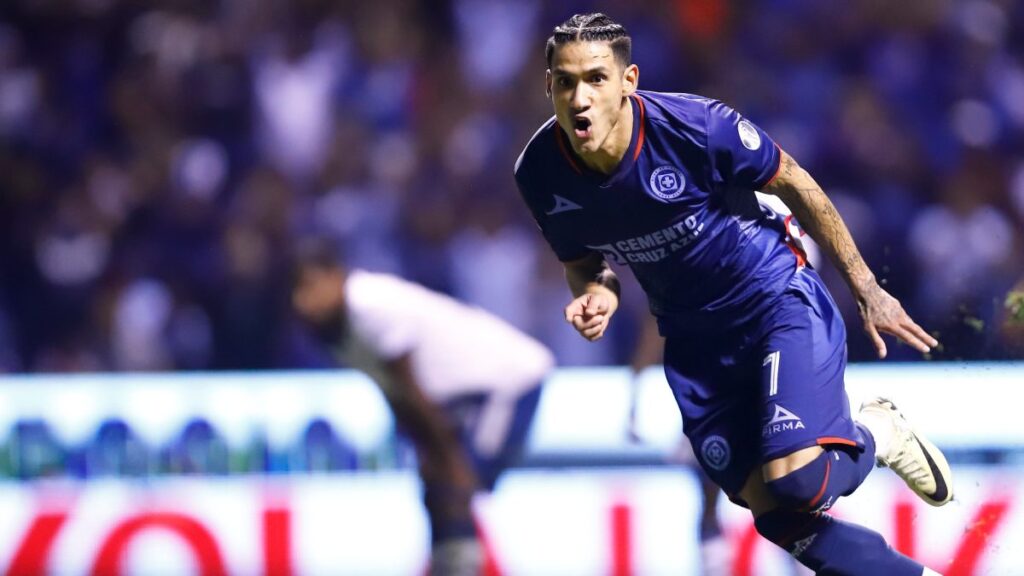 Cruz Azul derrota a Puebla para dormir como tercer lugar del Clausura 2024