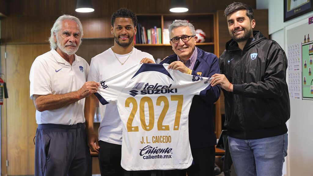 José Luis Caicedo extendió su vínculo con la institución hasta 2027. @PumasMX