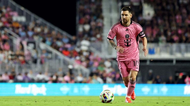 Alexis Lalas advierte a los Rayados, tras hacer enojar a Messi: “¡Cuidado! Puede que crearon un monstruo”