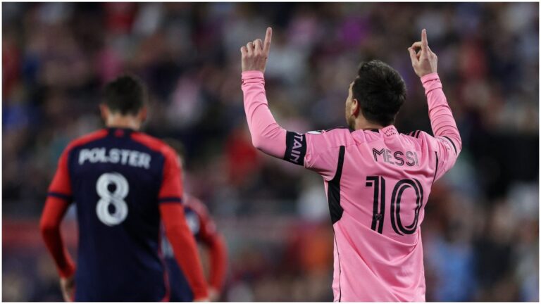 Lionel Messi anota un doblete y el Inter Miami golea al New England Revolution para continuar líder en la MLS