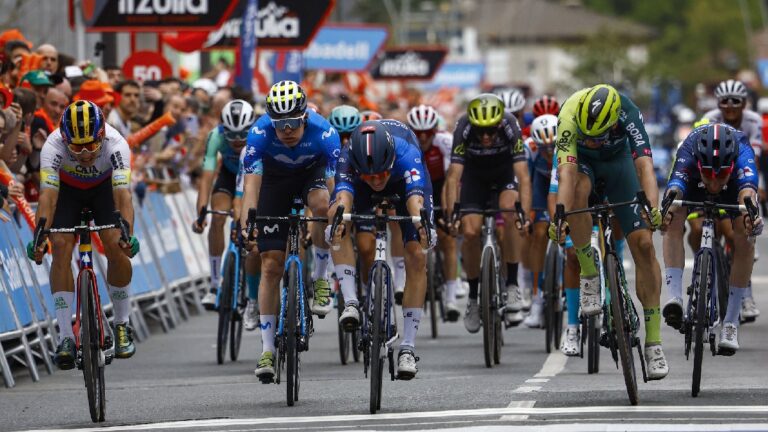 Romain Grégoire gana la quinta etapa de la Vuelta al País Vasco y Santiago Buitrago ataca a falta de una jornada