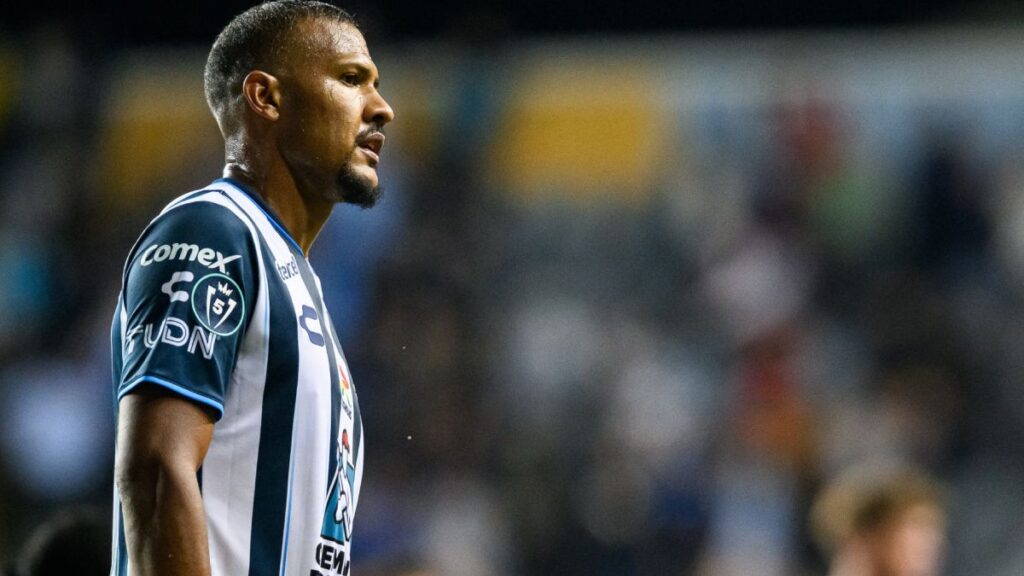 Salomón Rondón no deja de anotar y se erige como el fichaje del año en el fútbol mexicano