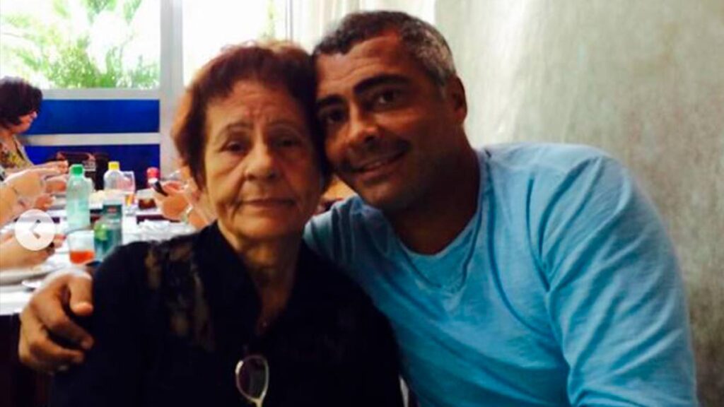 Romario dedica emotiva carta a su madre fallecida