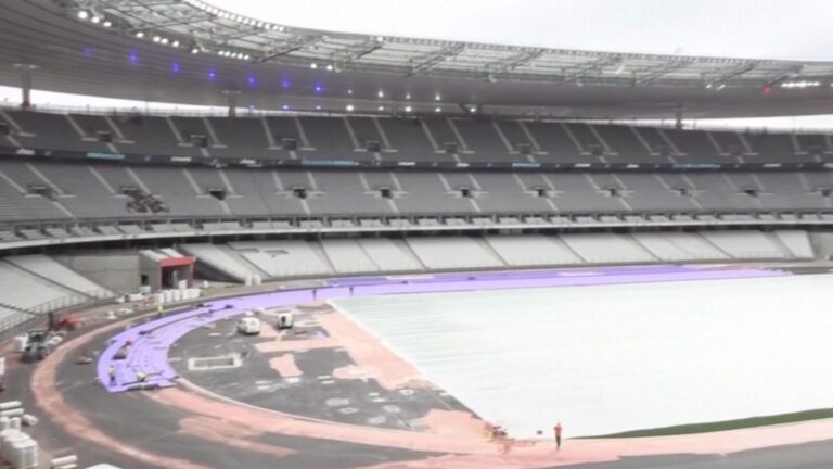 El Stade de France ‘se viste de color morado’ para el atletismo de los Juegos Olímpicos Paris 2024