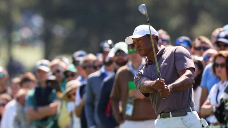 Histórico Tiger Woods: tira par en la segunda ronda y consigue el récord de cortes superados en Augusta National
