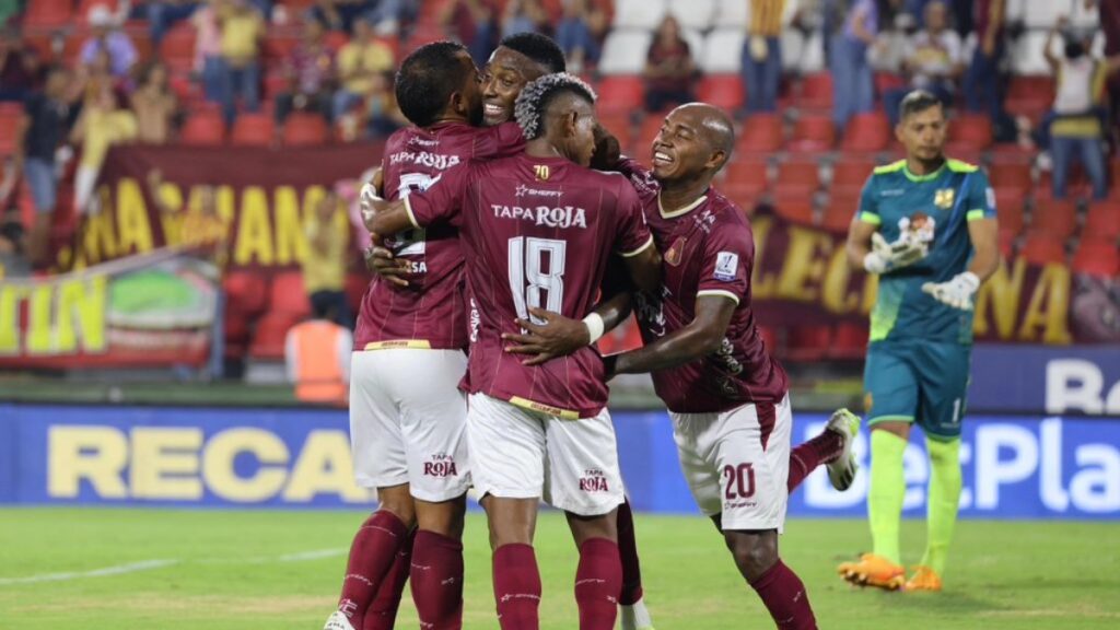 Jugadores del Deportes Tolima celebran un gol. - @cdtolima.