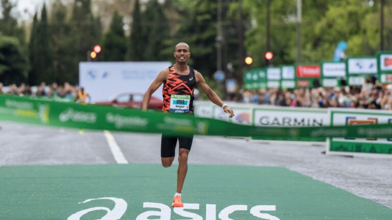Uma y Fikir completan barrida de Etiopía en el maratón de París como debutantes