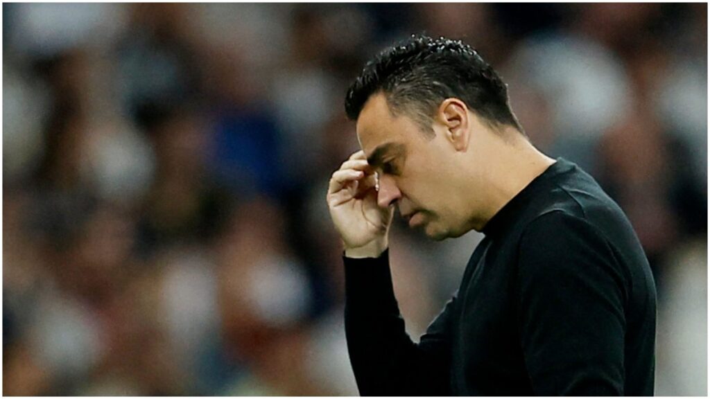 Xavi Hernández no puede vencer al Real Madrid | Reuters; Medina