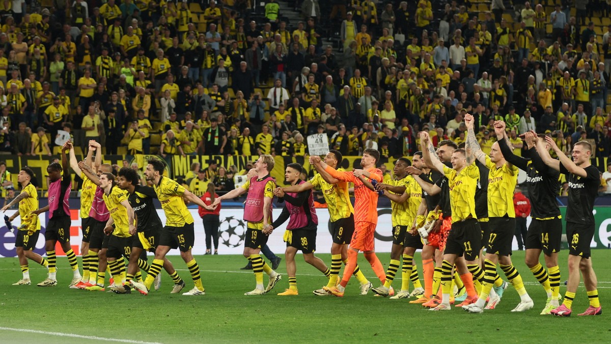 Borussia Dortmund Vs Augsburgo En Vivo La Bundesliga: Resultado Y Goles ...