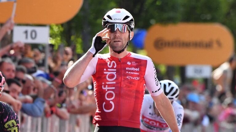 Giro de Italia 2024: resumen de la etapa 5 y el triunfo de Benjamin Thomas en Lucca