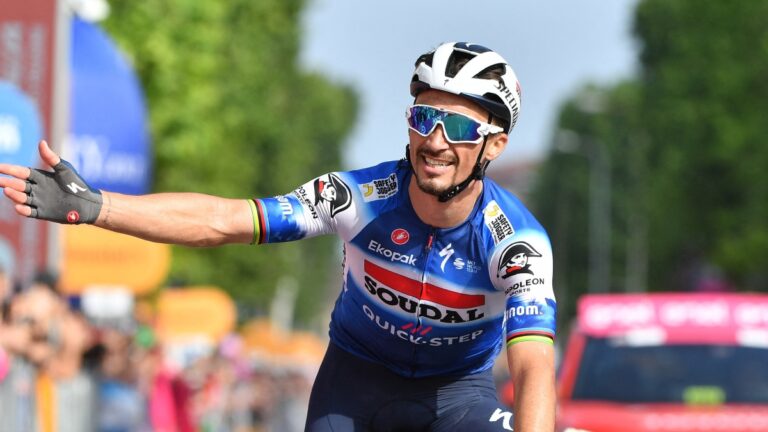 Julian Alaphilippe, el gran vencedor en solitario de la etapa 12 del Giro de Italia