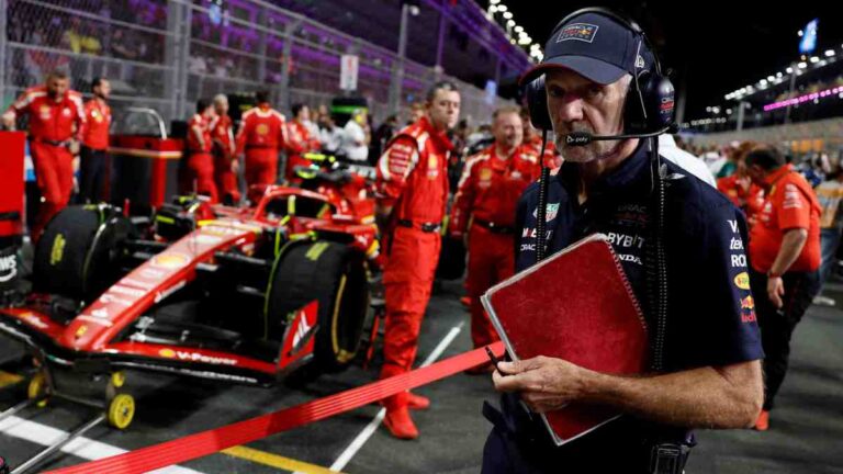 Adrian Newey quiere llegar a Ferrari para hacer mancuerna con Lewis Hamilton y destronar a Max Verstappen