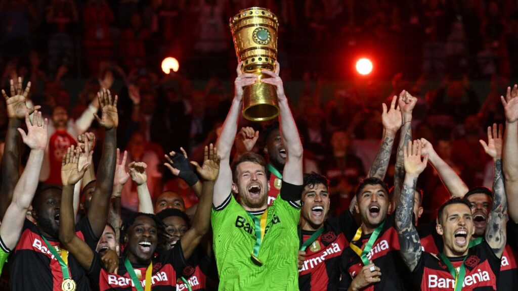 El Bayer Leverkusen de Xabi Alonso concluye la temporada con más títulos que derrotas: Son campeones de la Copa de Alemania.