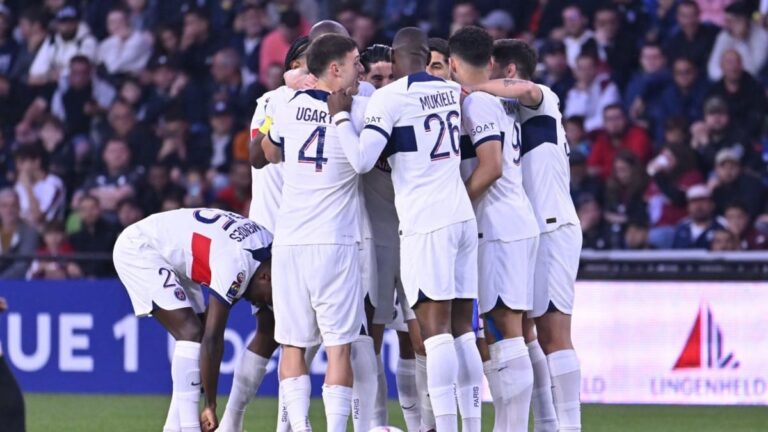 PSG no pasa apuros con Metz que desciende y volverá a la segunda categoría de Francia