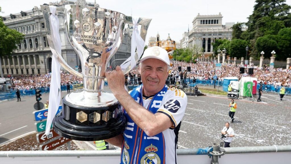 Carlo Ancelotti se roba el show en la celebración del título de LaLiga del Real Madrid