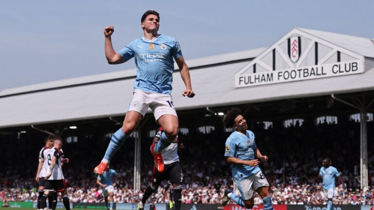 El City mantiene el control de la Premier League tras golear a un Fulham que deja a Raúl Jiménez en la banca